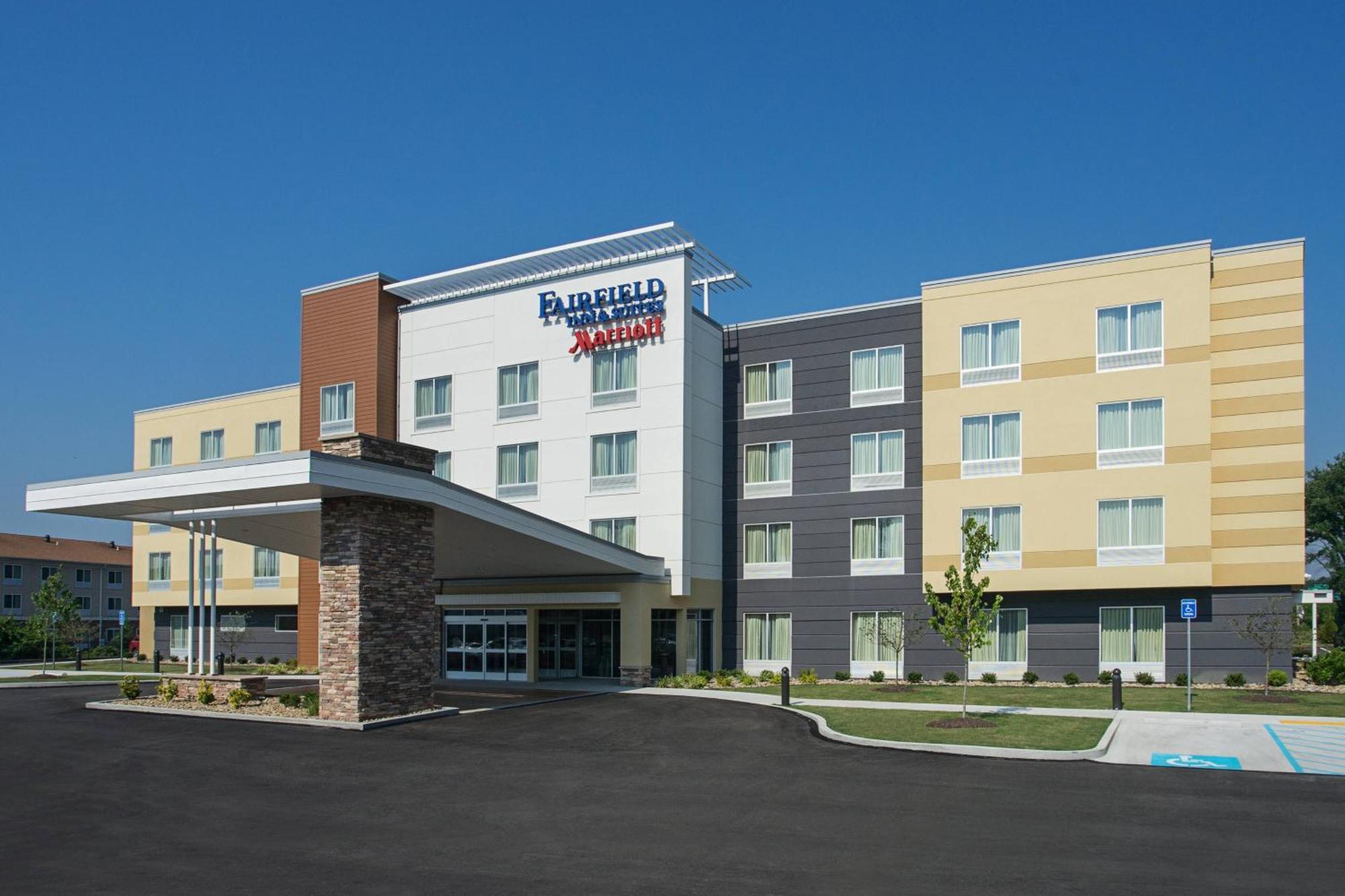 Fairfield Inn & Suites By Marriott Belle Vernon Eksteriør bilde