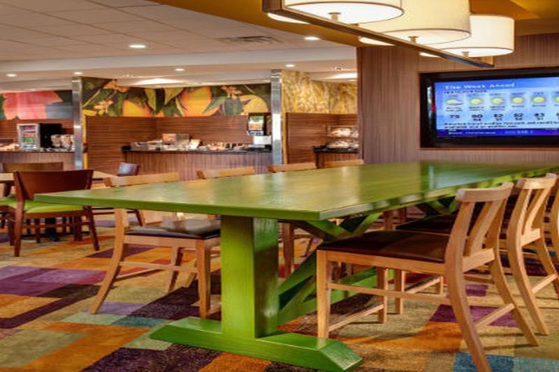Fairfield Inn & Suites By Marriott Belle Vernon Eksteriør bilde